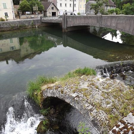 Gite La Petite Ecluse En Bord De Loue Lods Exterior photo