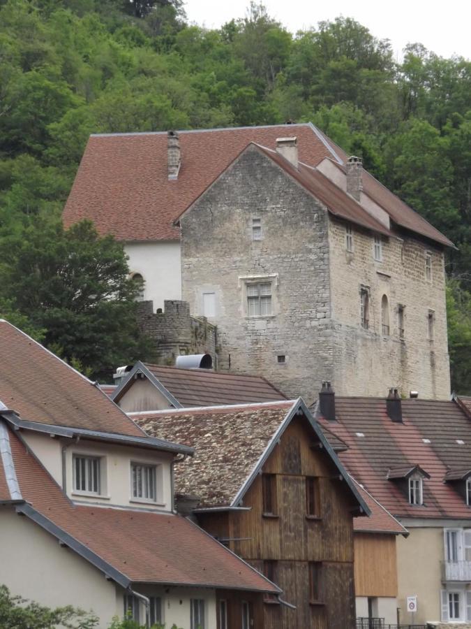 Gite La Petite Ecluse En Bord De Loue Lods Exterior photo
